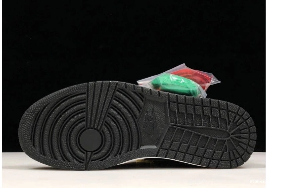 038 Air x Retro 1 AV3905 High OG 'Art AV3905 038  Jordan SoleFly Friends and Family Basel' 0210